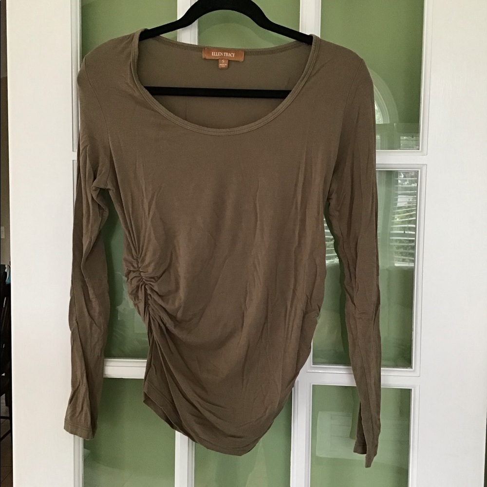 5/$20 Ellen Tracy rusched pretty brown knit top size S